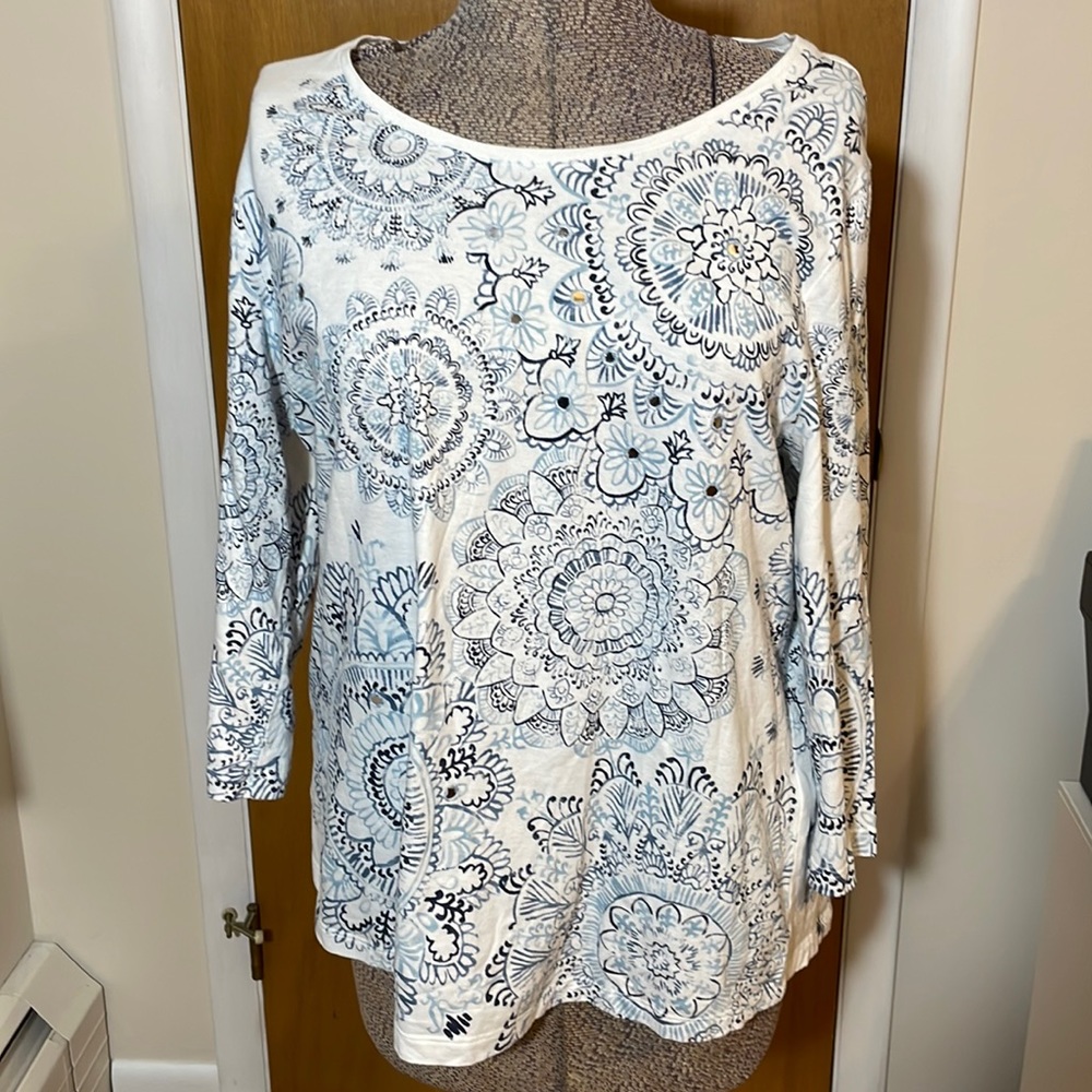 Chicos Womens XL Chicos Size 3 White Blouse Blue Mandalas Shiny Embellishments